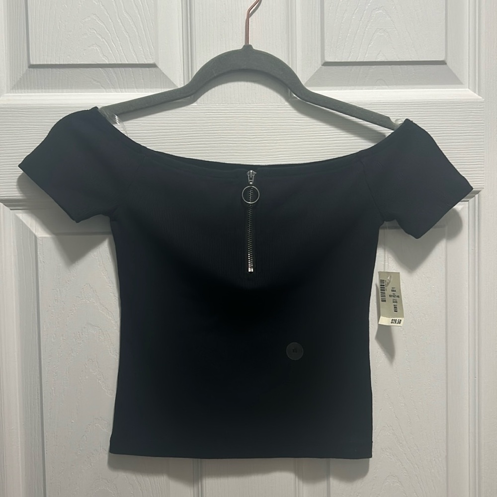 Aeropostale ribbed t shirt
